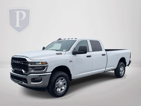 New 2026 RAM 3500 Tradesman w/ Chrome Appearance Group A AWD/4WD image 4