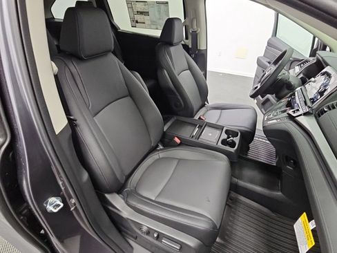 New 2026 Honda Odyssey EX-L image 39