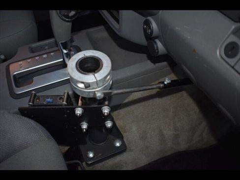 Used 2018 Nissan Frontier S image 35