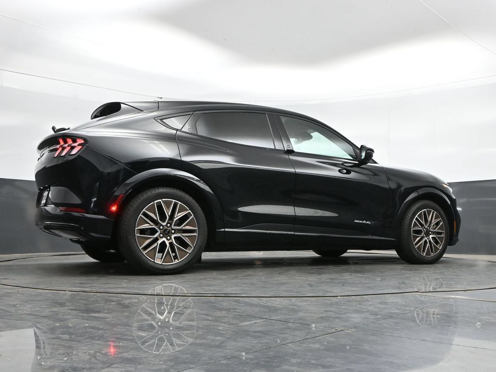 Used 2024 Ford Mustang Mach-E Premium AWD/4WD image 41