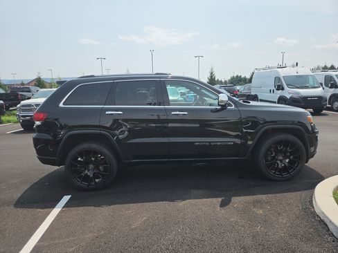 Used 2021 Jeep Grand Cherokee Limited AWD/4WD image 18