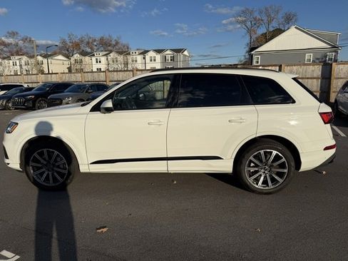 Used 2023 Audi Q7 2.0T Premium Plus w/ Premium Plus Package image 2