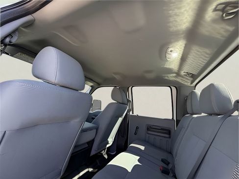 Used 2011 Ford F450 XL image 24