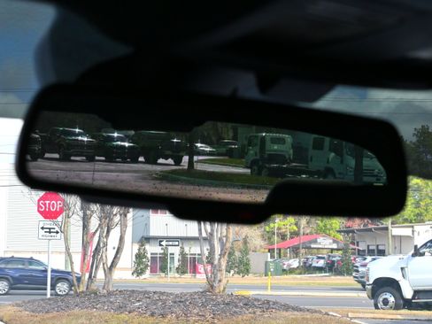 Used 2018 Dodge Challenger SXT w/ Blacktop Package image 25