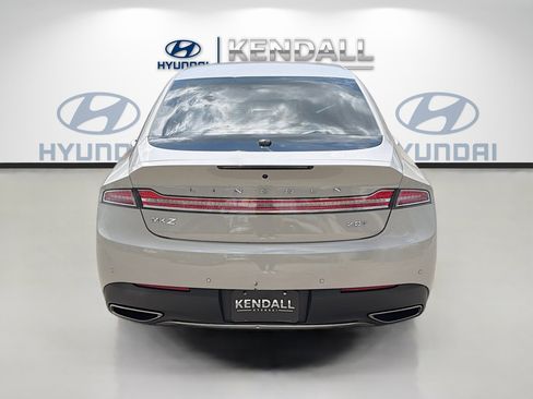 Used 2020 Lincoln MKZ FWD image 25