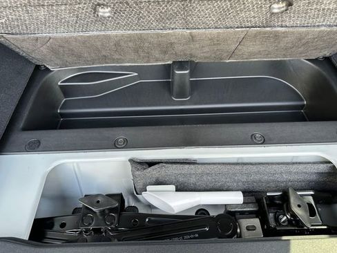 New 2026 Ford Bronco Badlands image 27