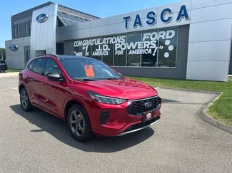 Used 2023 Ford Escape ST-Line w/ Tech Pack #1 AWD/4WD video 1