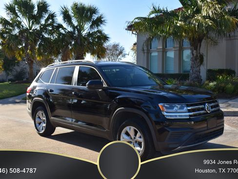 Used 2018 Volkswagen Atlas S image 2