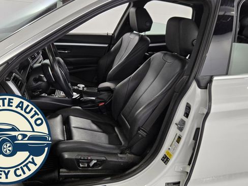 Used 2019 BMW 330i Gran Turismo xDrive w/ Convenience Package image 24
