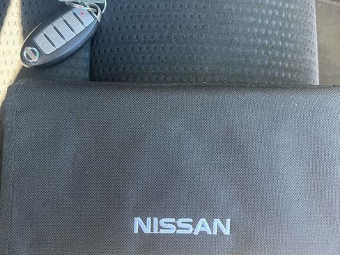 Used 2014 Nissan Altima 2.5 SV w/ Convenience Package FWD image 32