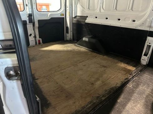 Used 2020 Ford Transit 250 Medium Roof w/ Exterior Upgrade Package RWD image 21