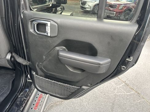 Used 2021 Jeep Wrangler Unlimited Sport image 20