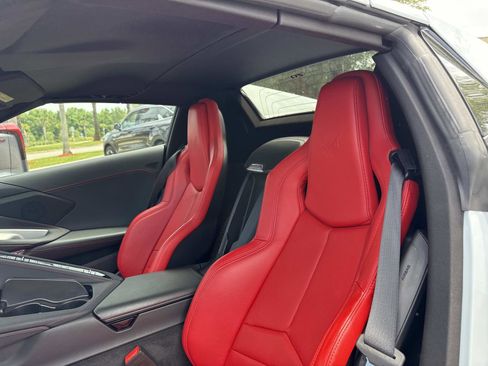 Used 2023 Chevrolet Corvette Stingray Convertible w/ Z51 Performance Package RWD image 16