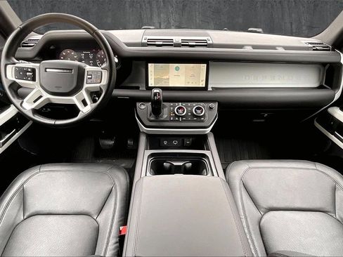 Used 2024 Land Rover Defender 110 S image 7