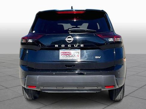 Certified 2024 Nissan Rogue SV image 5