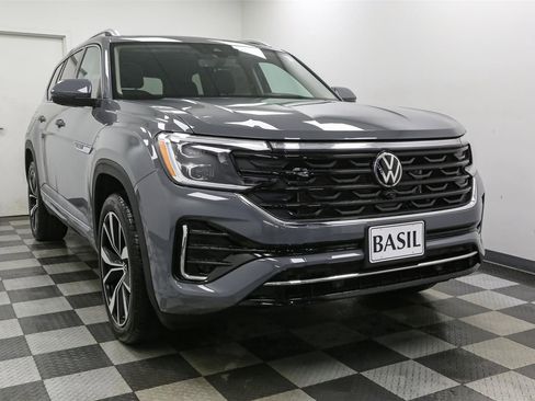 New 2026 Volkswagen Atlas SEL Premium R-Line AWD/4WD image 2