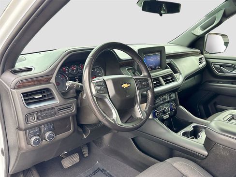 Used 2022 Chevrolet Tahoe LS image 9