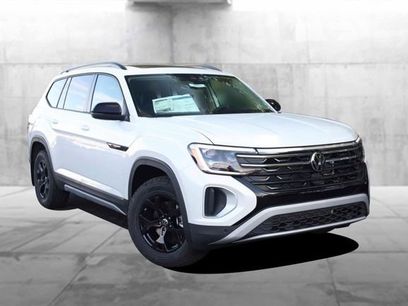 New 2026 Volkswagen Atlas Peak Edition