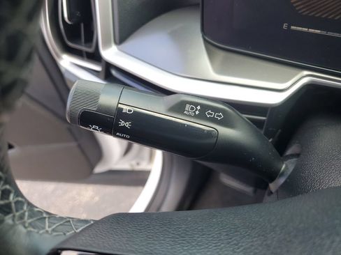 Certified 2024 Kia Sorento S w/ Panoramic Sunroof Package AWD/4WD image 17