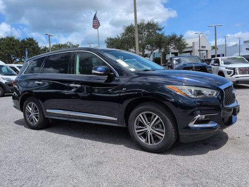Used 2019 INFINITI QX60 Pure AWD/4WD image 2