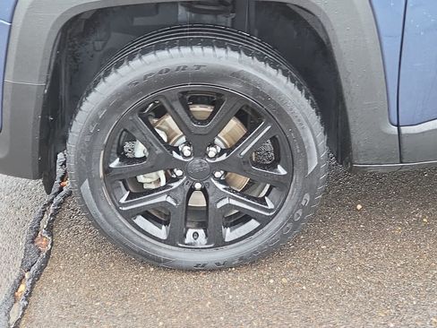 Certified 2023 Jeep Renegade Altitude w/ Convenience Group I AWD/4WD image 16