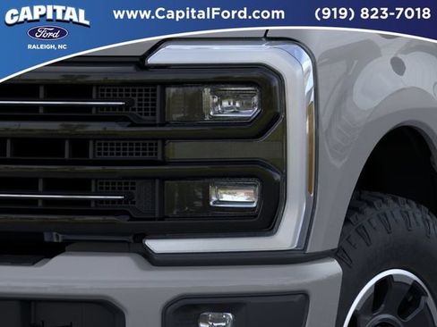 New 2026 Ford F250 Platinum w/ Tremor Off-Road Package AWD/4WD image 18
