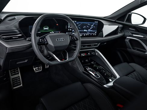 Certified 2025 Audi SQ5 Premium Plus w/ Premium Plus Package image 10