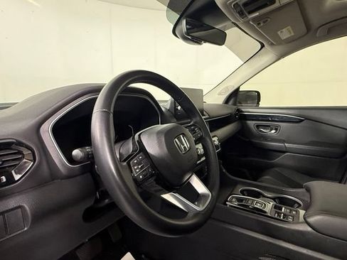 Used 2025 Honda Pilot Touring image 11