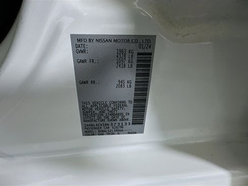 Used 2024 Nissan Altima 2.5 SR image 12