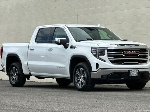 Certified 2024 GMC Sierra 1500 SLT RWD image 1