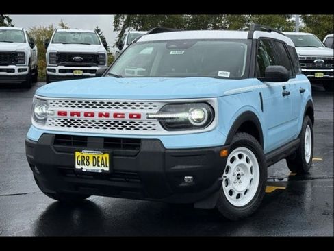 New 2025 Ford Bronco Sport Heritage w/ Convenience Package AWD/4WD image 1