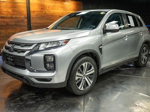Used 2024 Mitsubishi Outlander Sport ES image 2