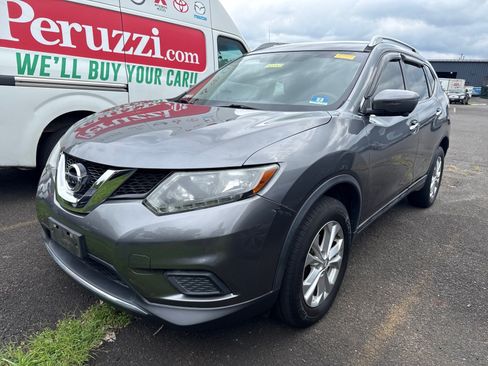 Used 2016 Nissan Rogue SV w/ SV Premium Package AWD/4WD image 1
