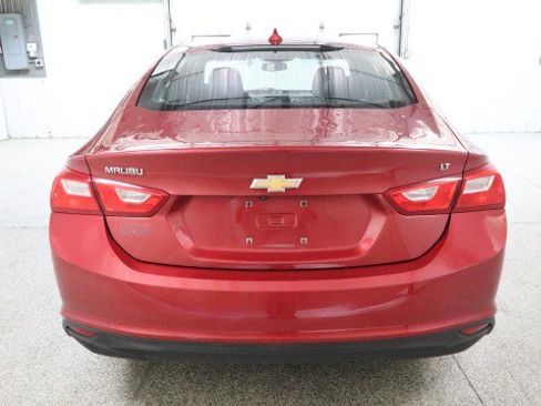 Used 2016 Chevrolet Malibu LT FWD image 8