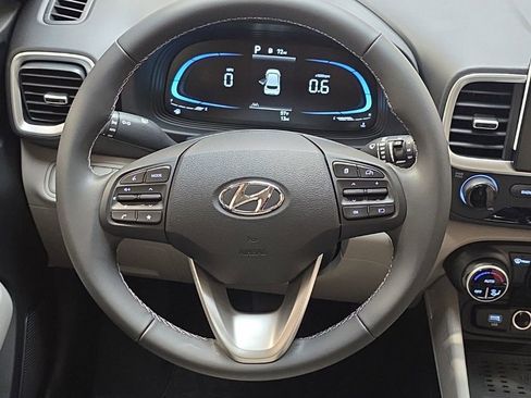 New 2026 Hyundai Venue SEL image 17