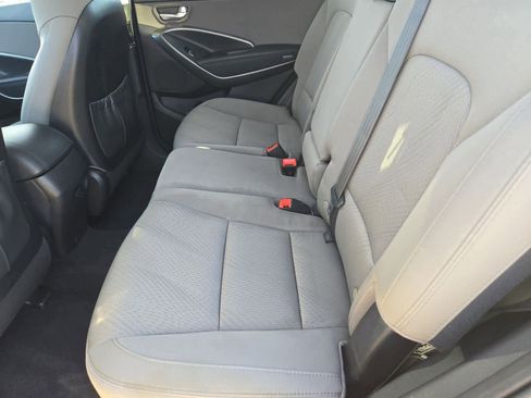 Used 2017 Hyundai Santa Fe Sport image 18