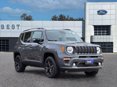 Used 2023 Jeep Renegade Altitude w/ Sun/Sound Group