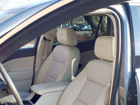 Used 2022 GMC Acadia Denali w/ Denali Ultimate Package image 18