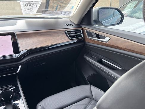 New 2026 Volkswagen Atlas SE image 24