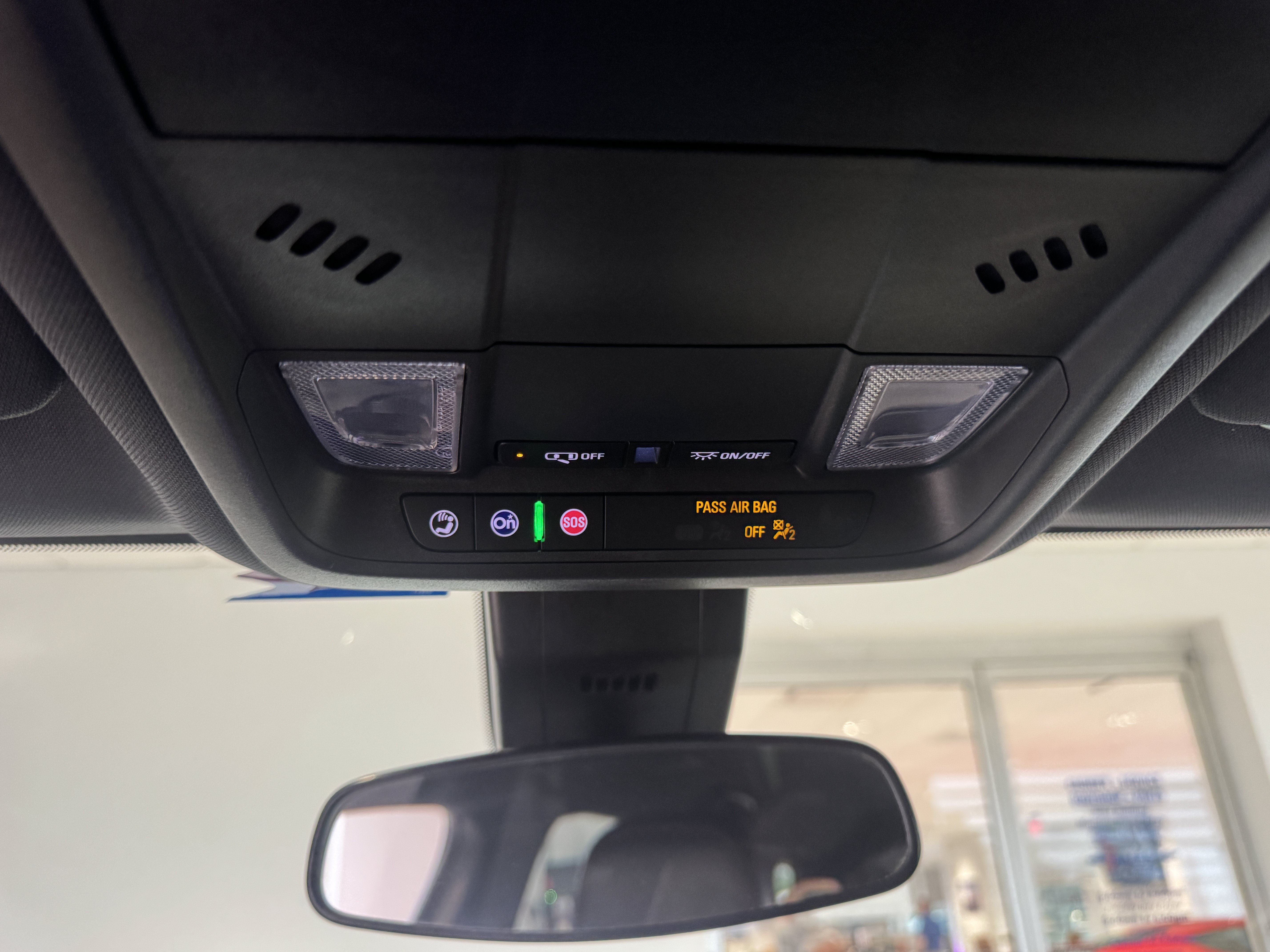 Used 2024 Chevrolet Equinox RS FWD image 19