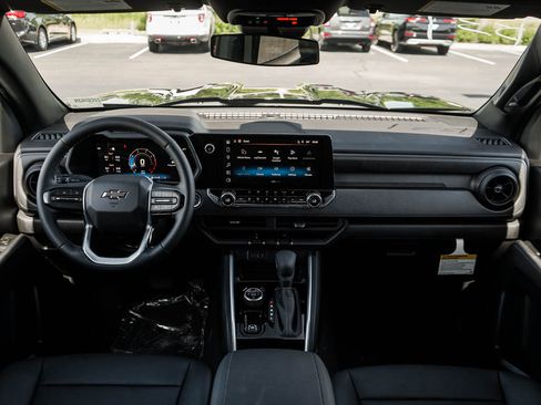 New 2026 Chevrolet Colorado Trail Boss AWD/4WD image 11