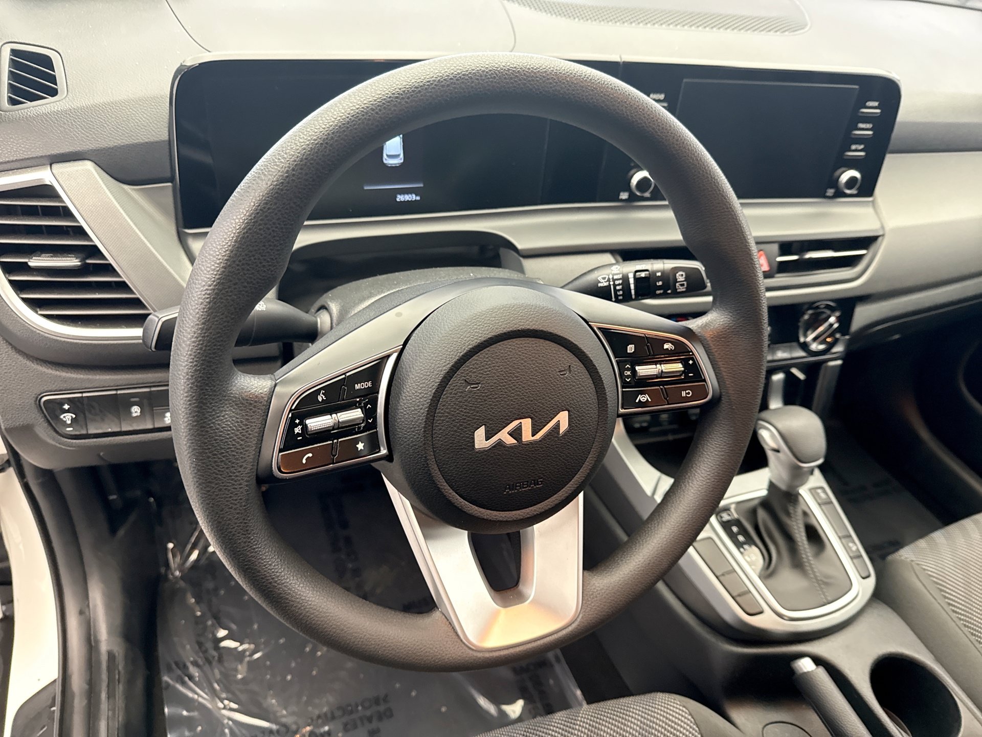Used 2024 Kia Seltos LX AWD/4WD image 12
