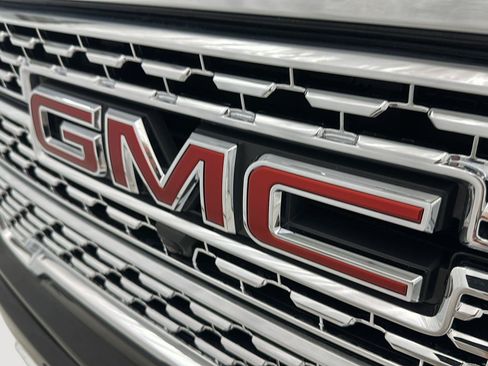 Used 2020 GMC Sierra 1500 Denali w/ Denali Ultimate Package AWD/4WD image 30