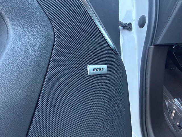 Used 2022 GMC Yukon XL Denali AWD/4WD image 30