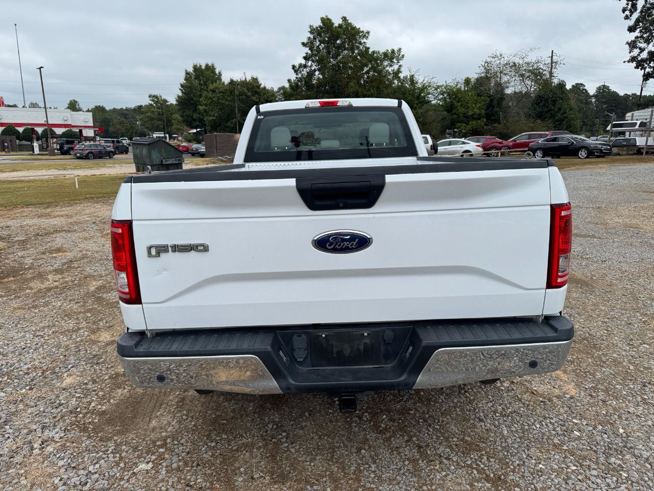 Used 2017 Ford F150 XL w/ Equipment Group 101A Mid RWD image 4