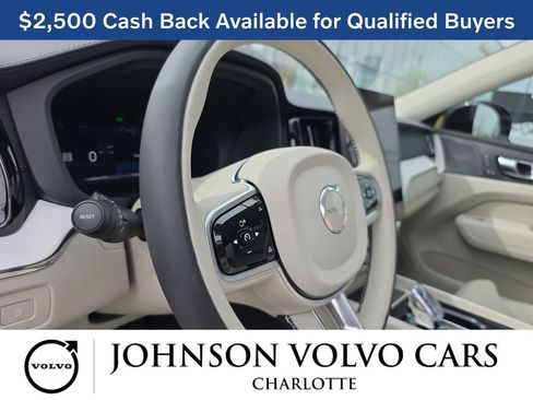 New 2026 Volvo XC60 T8 Ultra w/ Protection Package Premier image 16