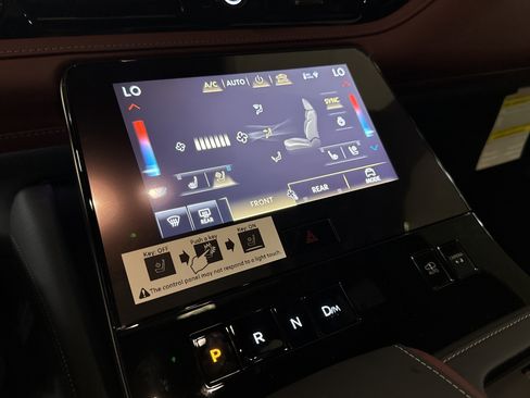 New 2026 INFINITI QX80 Autograph w/ Premium Cargo Package image 26