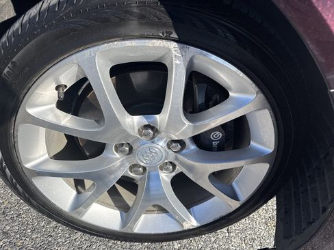 Used 2017 Buick Regal GS w/ Driver Confidence Package #1 image 10