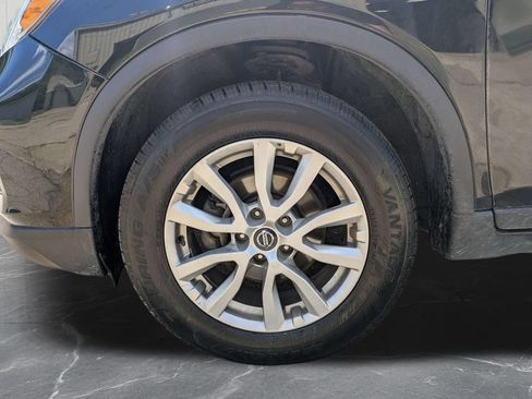Used 2020 Nissan Rogue SV AWD/4WD image 28