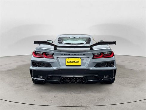 Used 2025 Chevrolet Corvette Z06 image 4